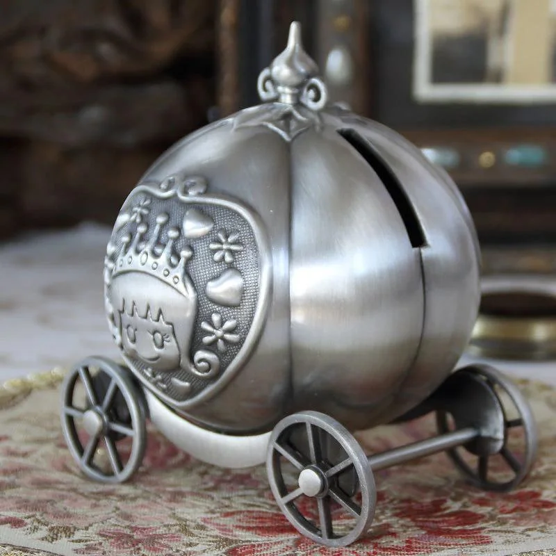 Tirelire <br> Le Carrosse Enchanté